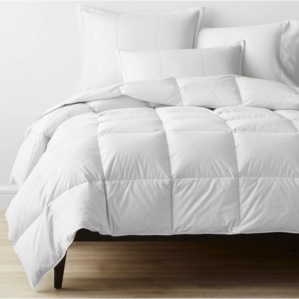 The Company Store LaCrosse King Down Comforter White Medium 550FP 11003B-K-WHITE
